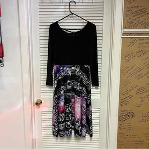 Xiangzhi Musically Themed Dress Size Medium